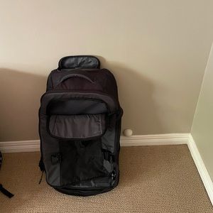 Eagle Creek Carry On with Wheels